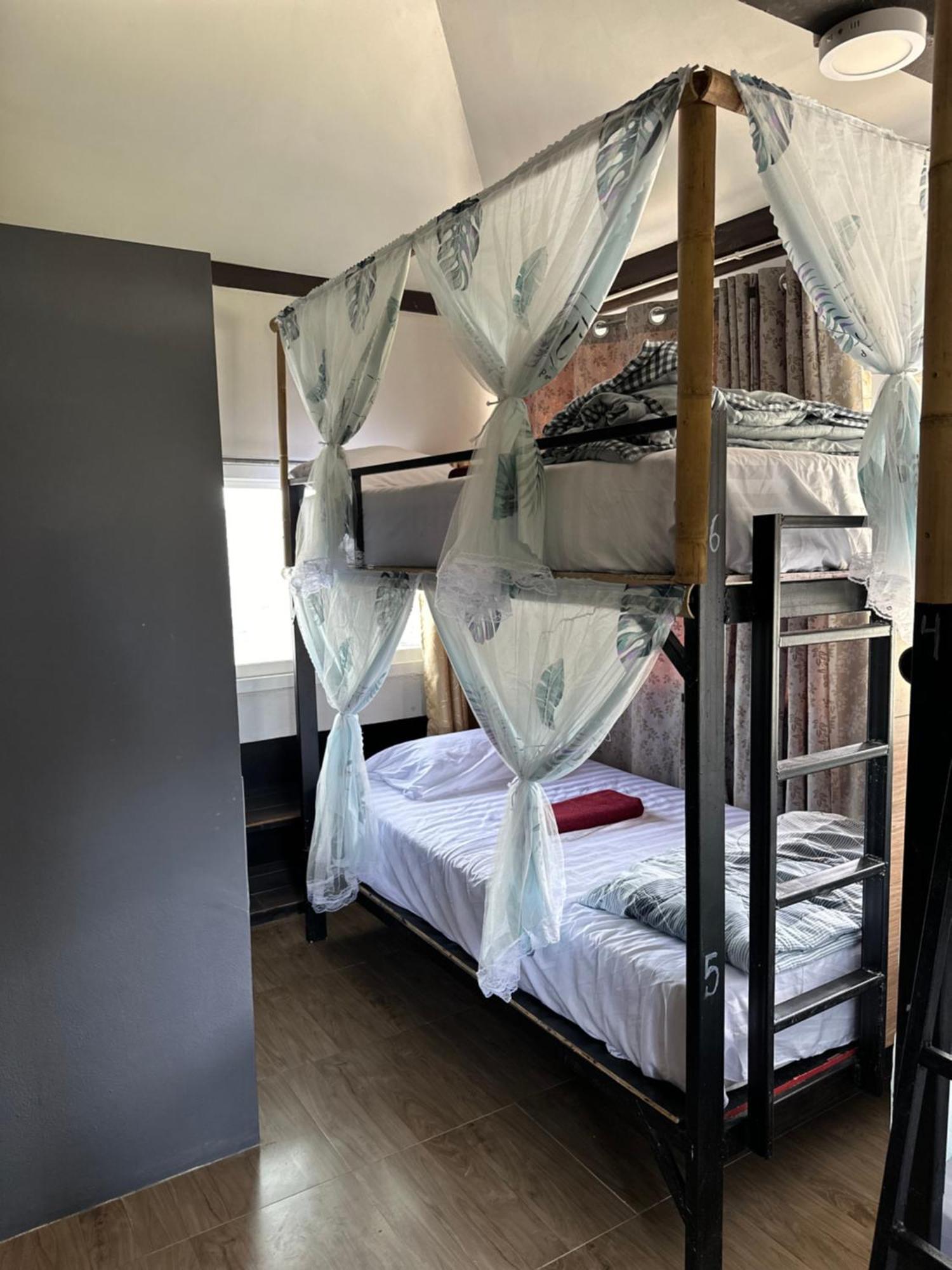 Mbar Hostel Хаад Рин Экстерьер фото
